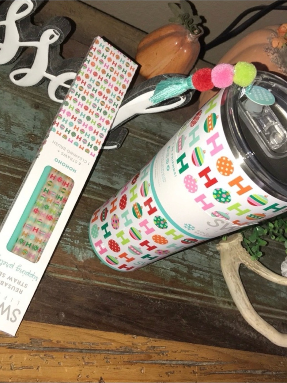 SWIG HOHOHO Reusable Straw Set and Tumbler - Mint & Multicolor - Picture 2 of 5